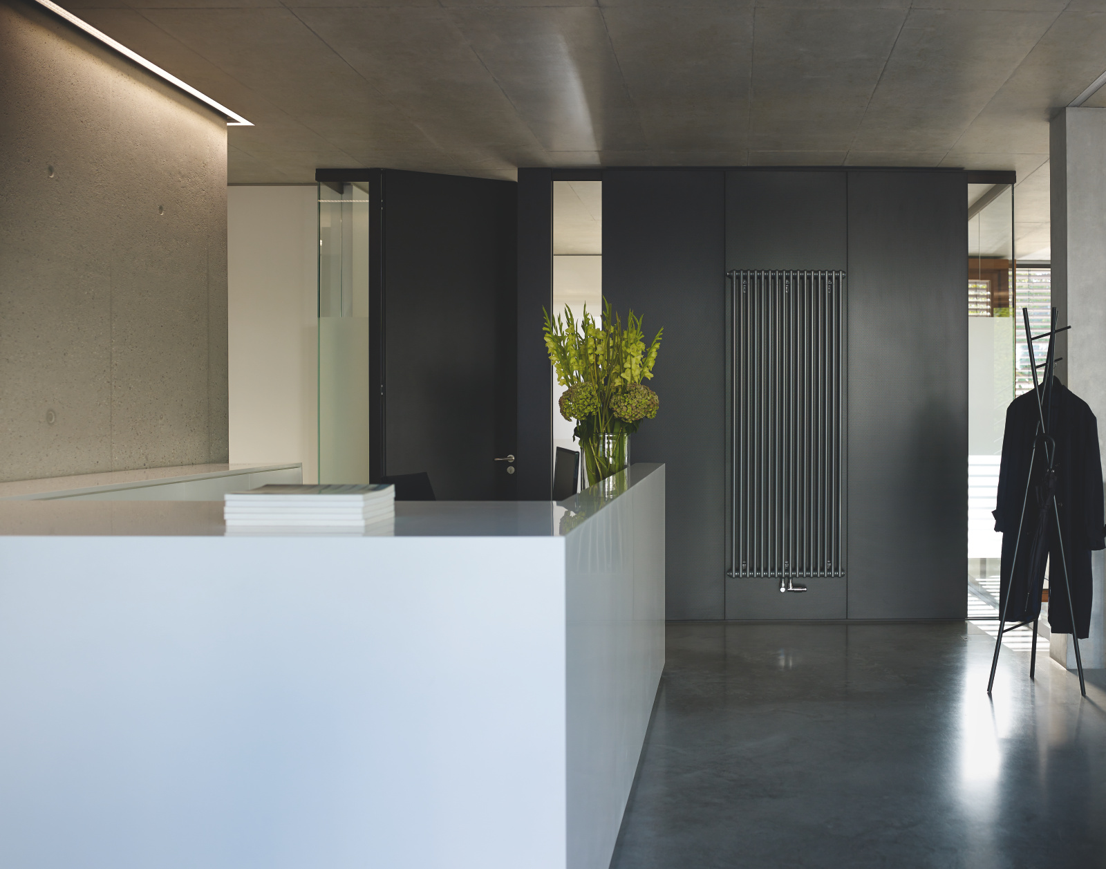 Reference Zehnder Charleston Decorative radiator