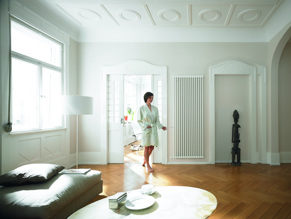 Key Visual Zehnder Charleston Decorative radiator Front view