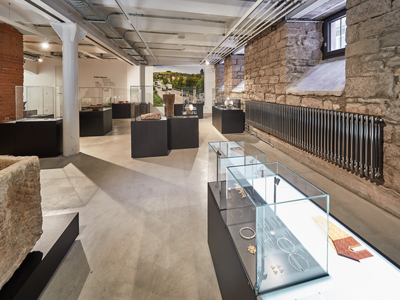 Zehnder-RAD-Charleston-Reference-Tonofenfabrik-004