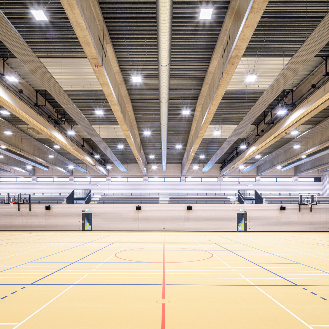 Zehnder_RHC_CP_Referenz_ZFP_Riedhalle_Steinheim_14 Zehnder ZFP, RHC, CP, Ceiling Panel, Zehnder, Reference, sports hall, foyer, Riedhalle, Steinheim an der Murr