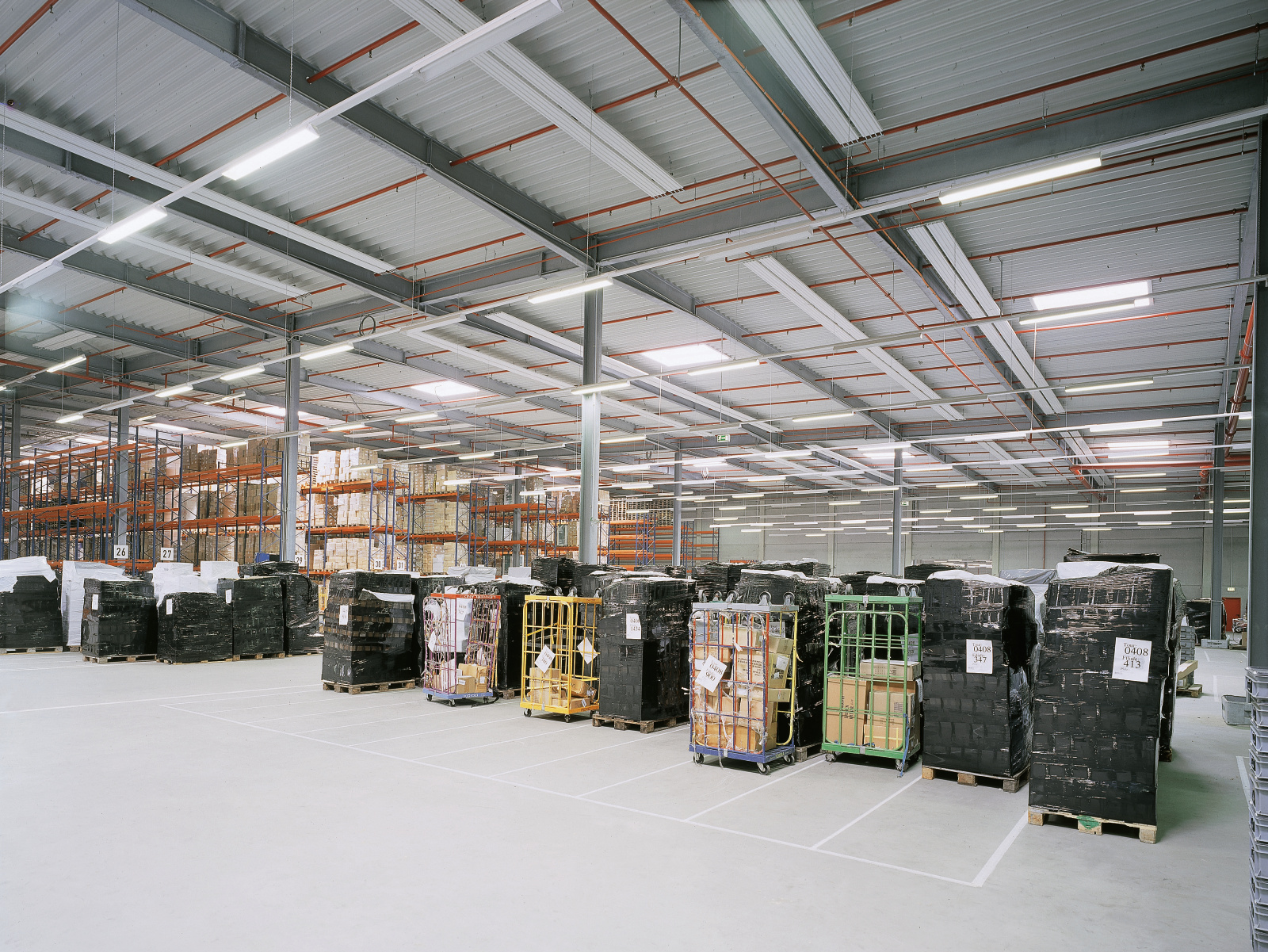 KiK, textile and non-food suppliers, Germany, logistics centre, high bay warehouse, Reference, Press connection, welded connection