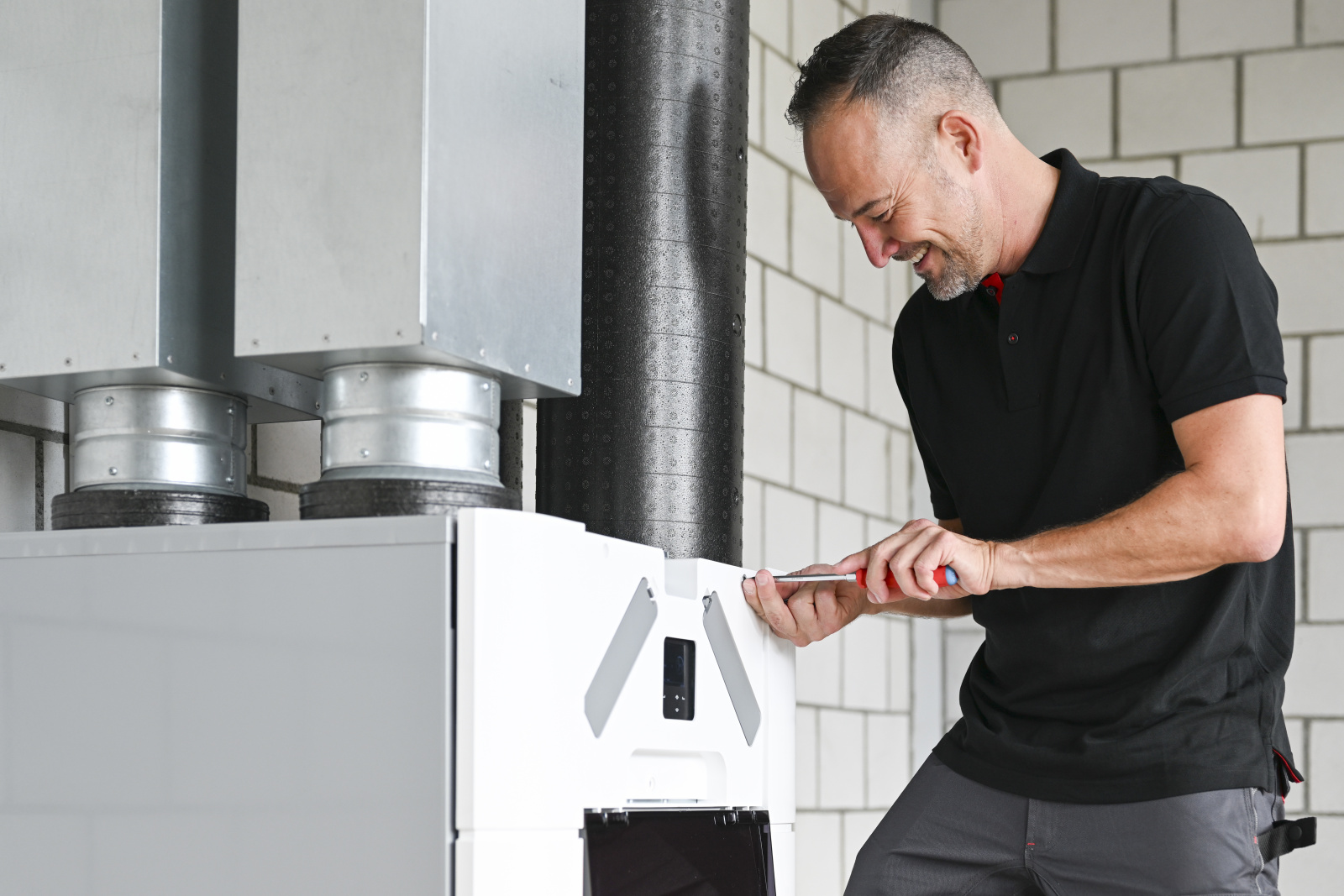 Zehnder_CSY_Installer-Shooting_image-0083_Retouched