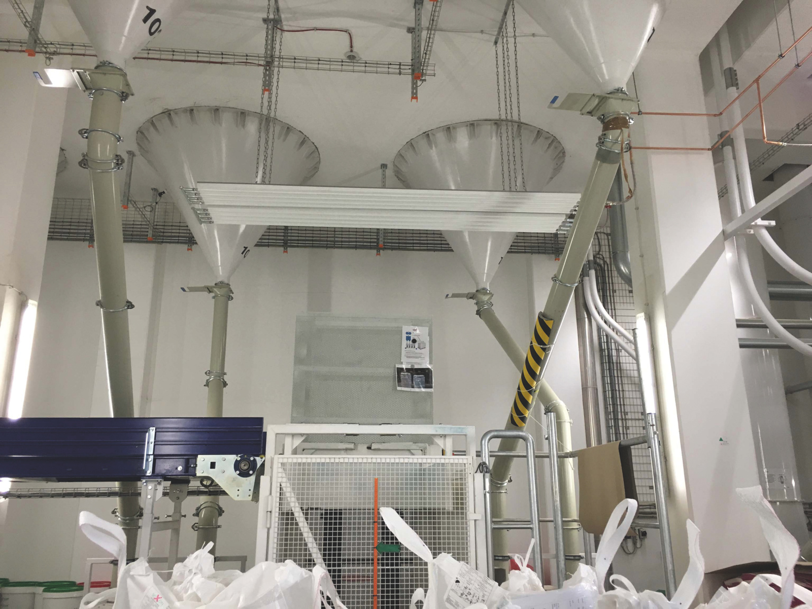 Reference Zehnder ZIP Heating and cooling ceilings Bottom view