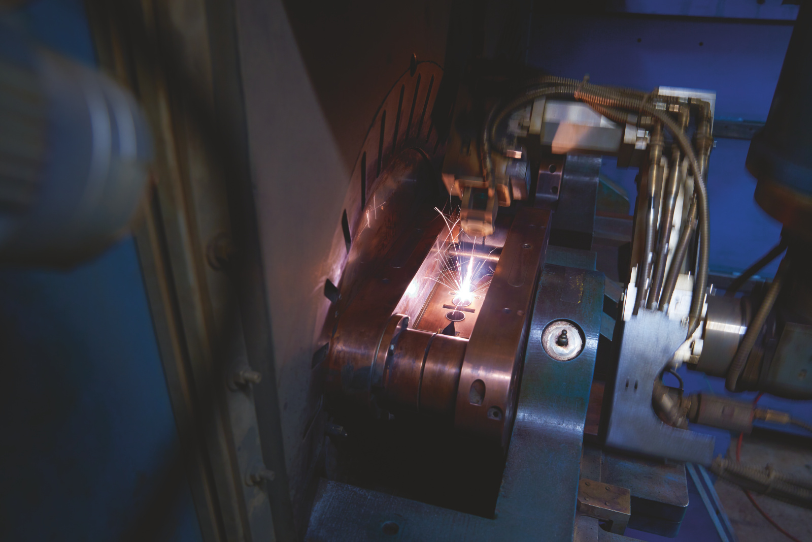 Photograph Zehnder Charleston Electric Decorative radiator 