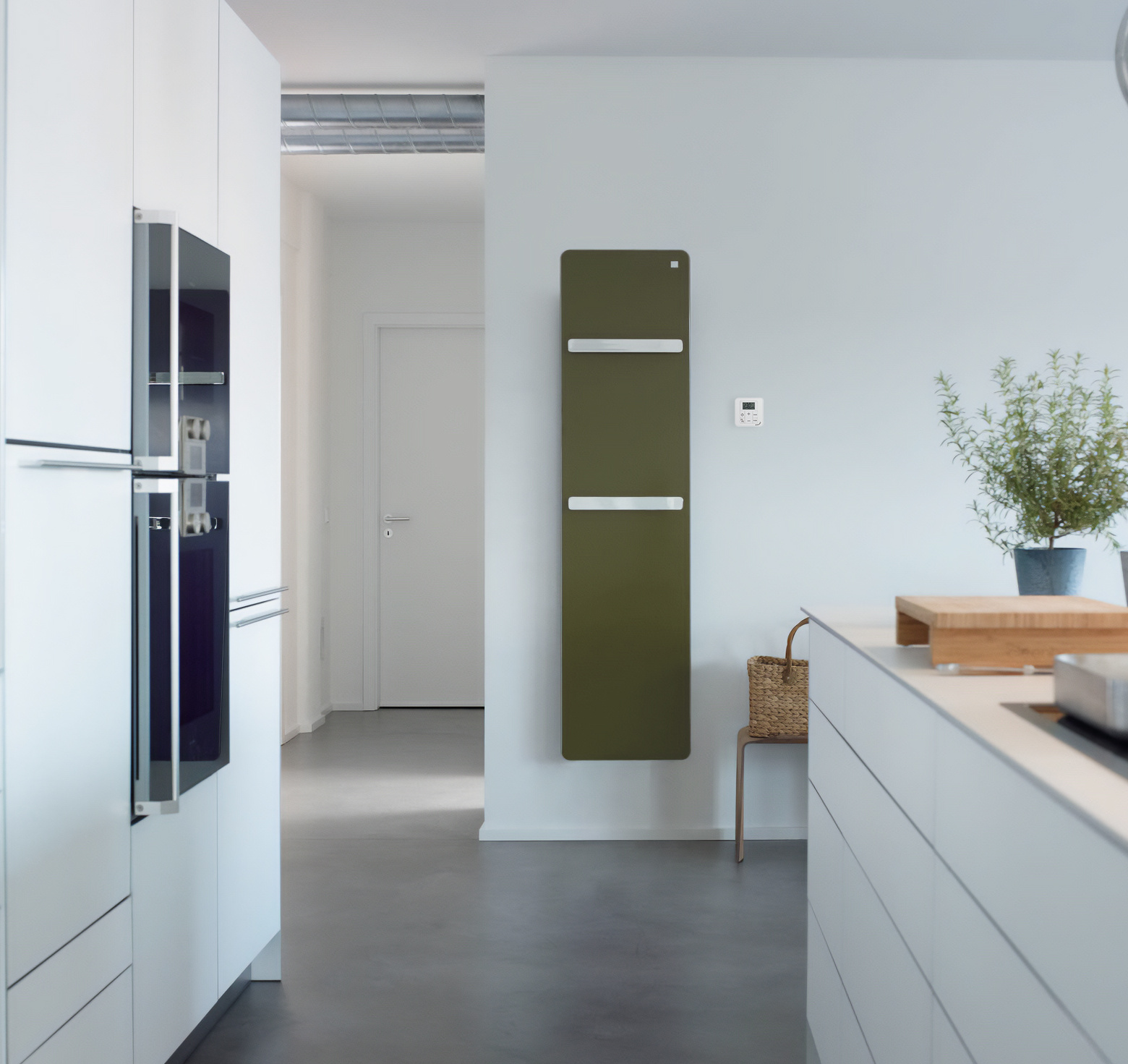 Cut-Out Zehnder Vitalo Bar Decorative radiator 