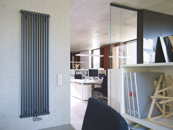 Rendering Zehnder Charleston Decorative radiator Front view