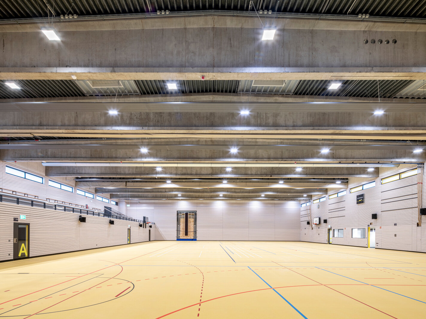 Zehnder ZFP, RHC, CP, Ceiling Panel, Zehnder, Reference, sports hall, foyer, Riedhalle, Steinheim an der Murr