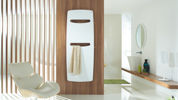 Zehnder_RAD_Vitalo-Spa_chair_towel bar Rendering Zehnder Vitalo Spa Decorative radiator Front view